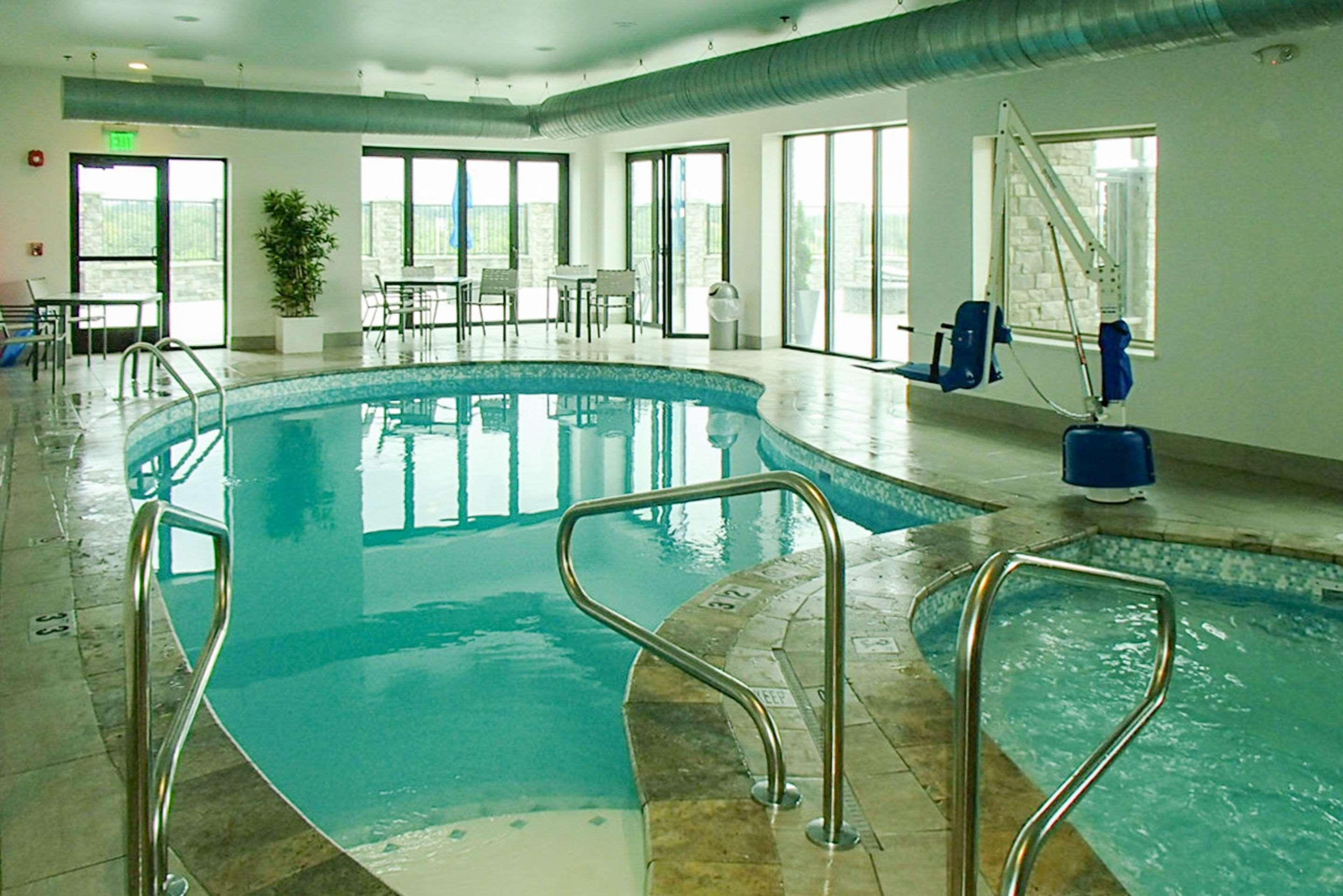 Garland Hotel, Ascend Hotel Collection New Concord Dış mekan fotoğraf