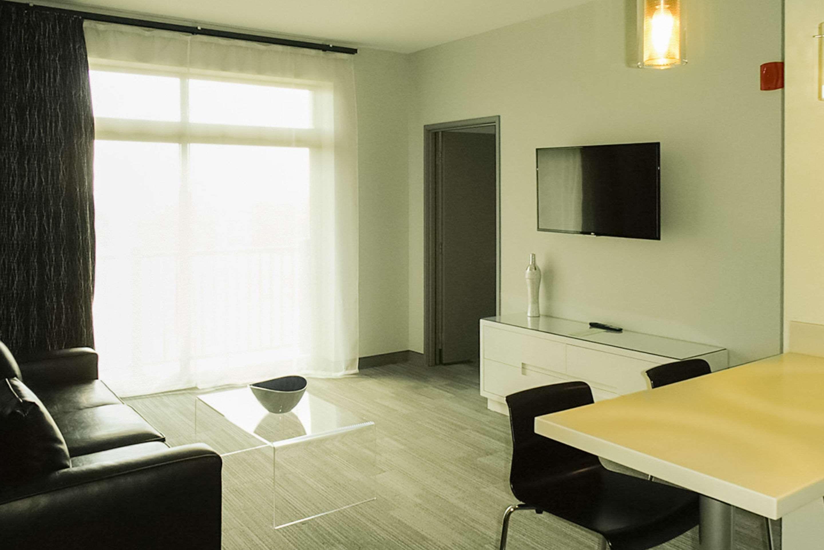 Garland Hotel, Ascend Hotel Collection New Concord Dış mekan fotoğraf