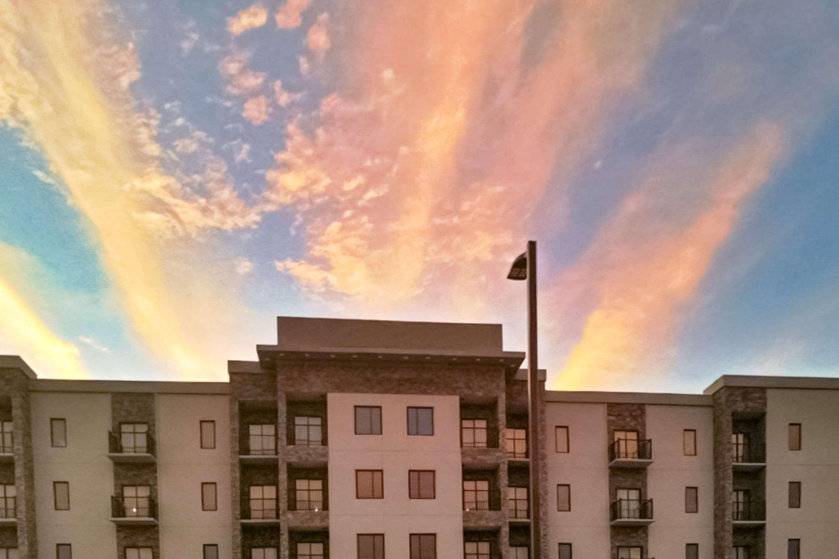 Garland Hotel, Ascend Hotel Collection New Concord Dış mekan fotoğraf